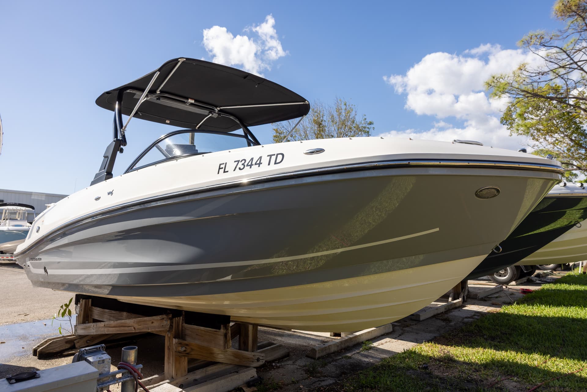 2021 Bayliner VR6 Bowrider OB