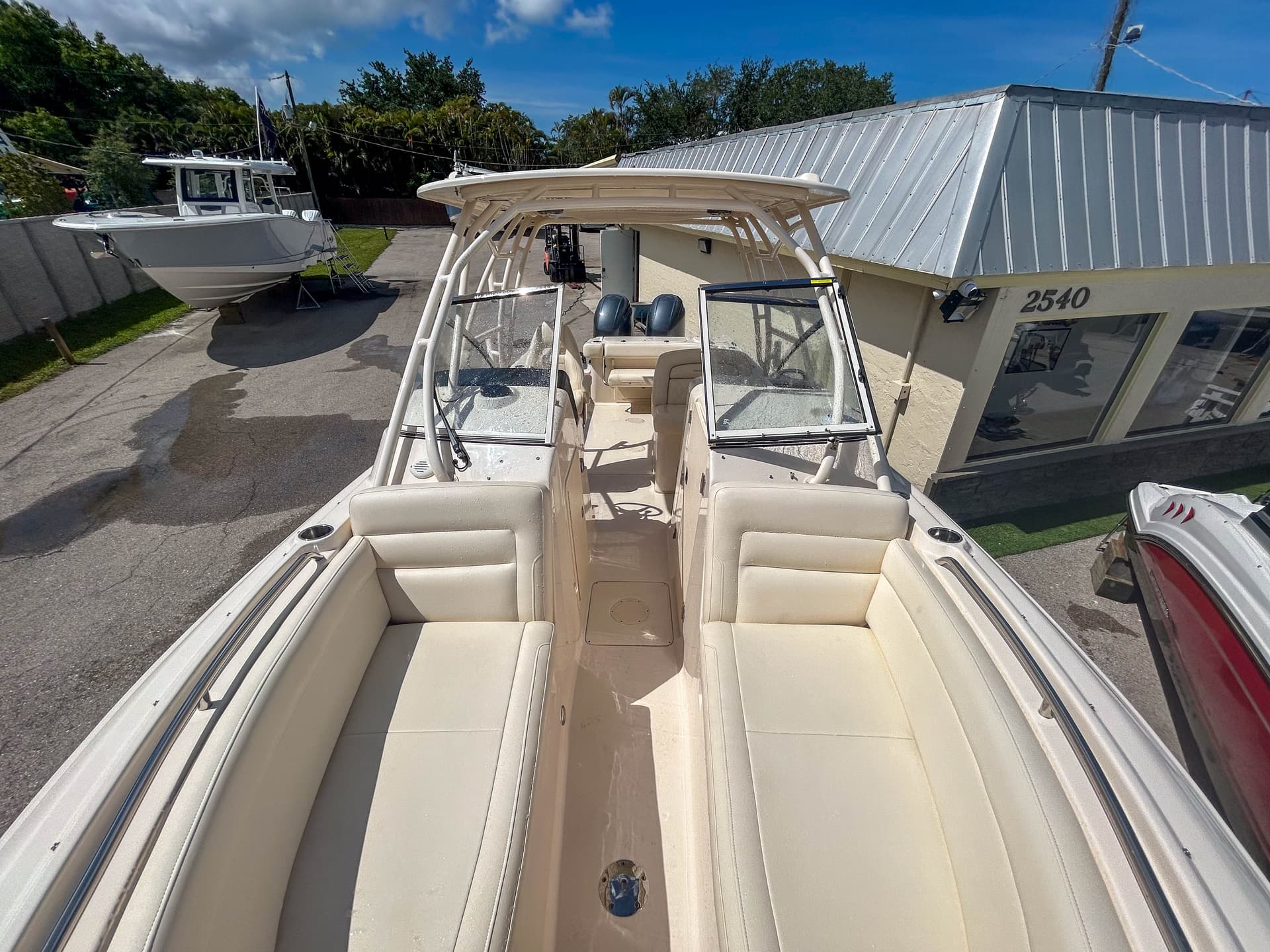 2019 Grady-White Freedom 275