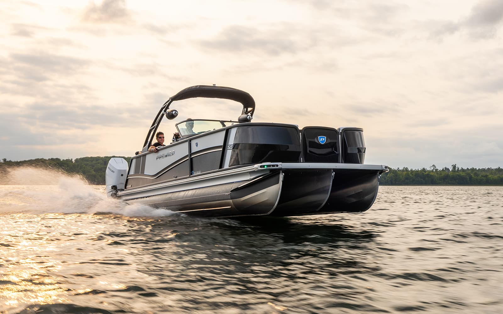 Pontoon Boating for Families: A Southwest Florida Guide