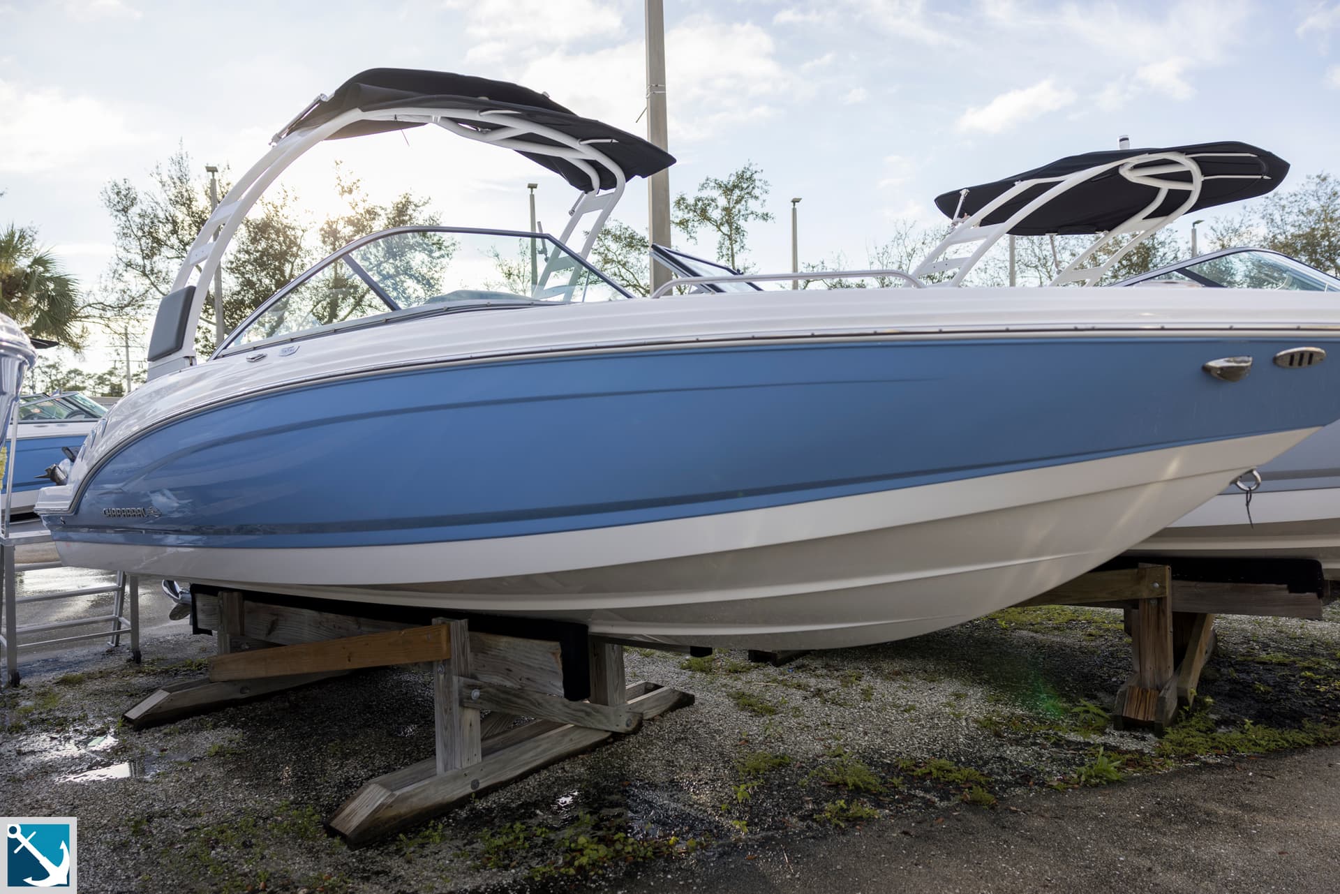 2024 Chaparral 23 SSI OB
